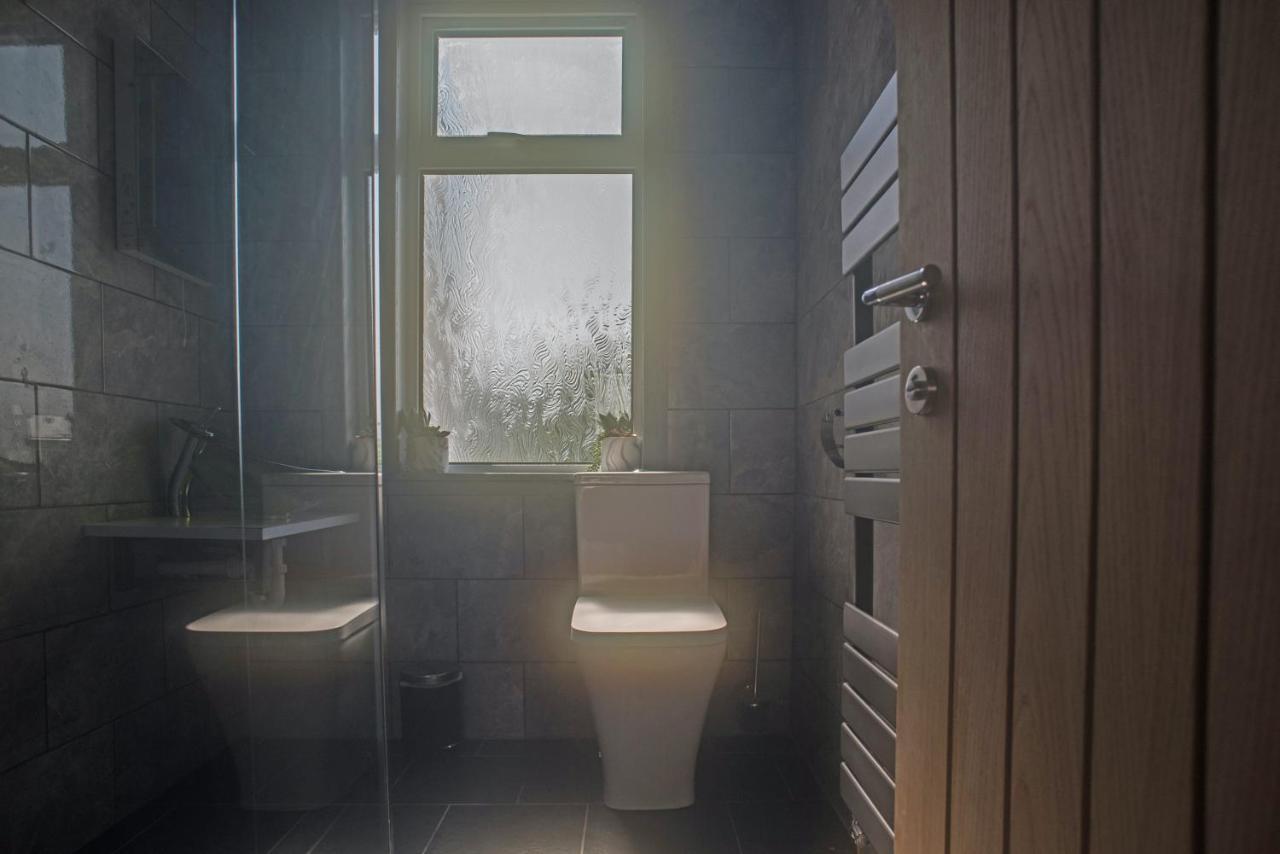 Luxury Super Central Cottage With A Hot Tub/ Gym พอทรี ภายนอก รูปภาพ