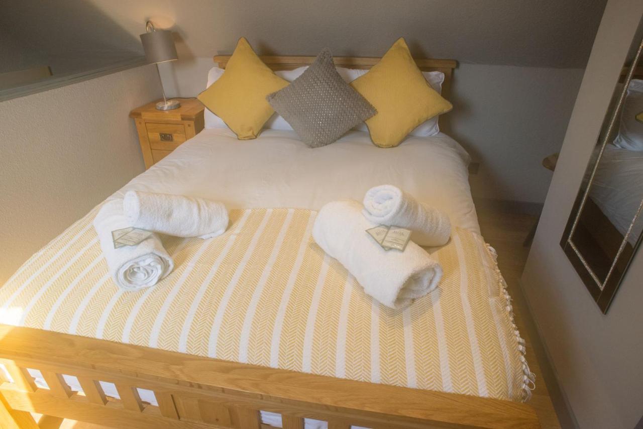 Luxury Super Central Cottage With A Hot Tub/ Gym พอทรี ภายนอก รูปภาพ